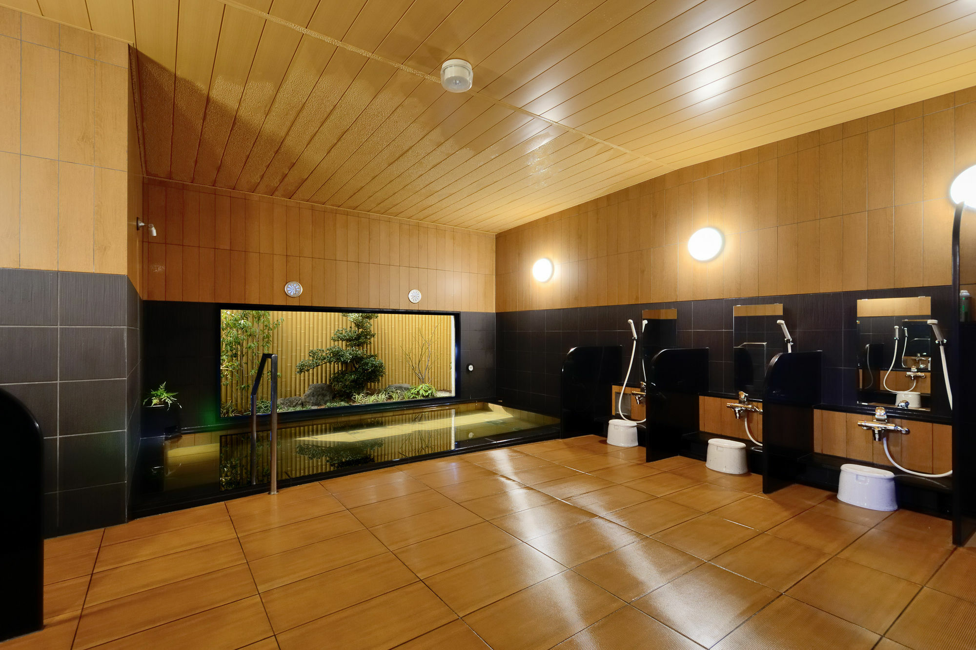 Route-inn Ekimae Ebina