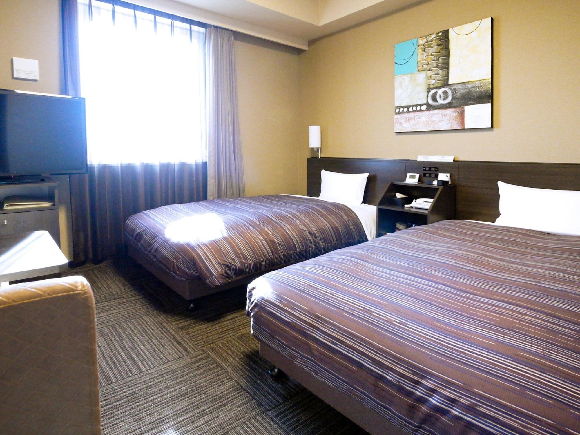 Route-inn Ekimae Ebina
